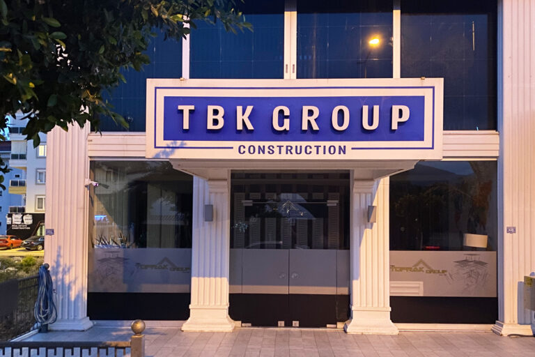 max-tabela-alanya – Tbk Group – girirş tabelası 1