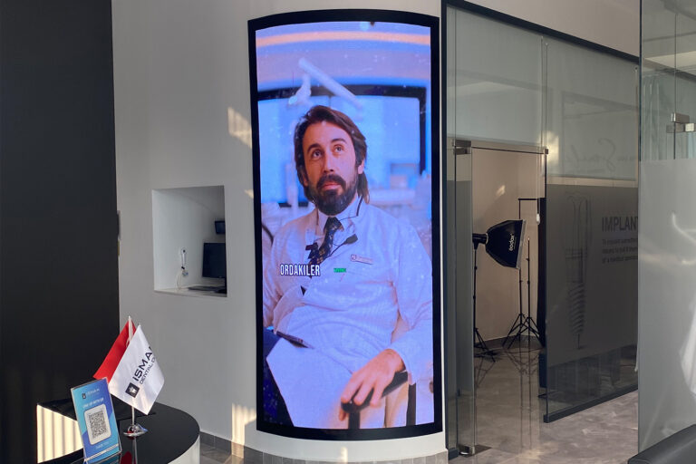 max-tabela-alanya-işman dental – led ekran – flexible led